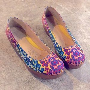 Andrea Rainbow Leopard Low Wedges